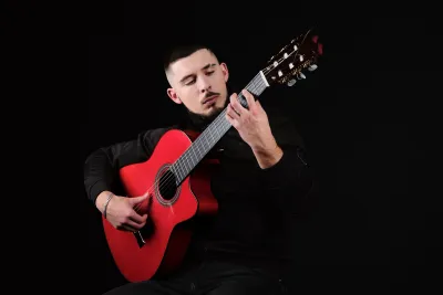 Amós Lora